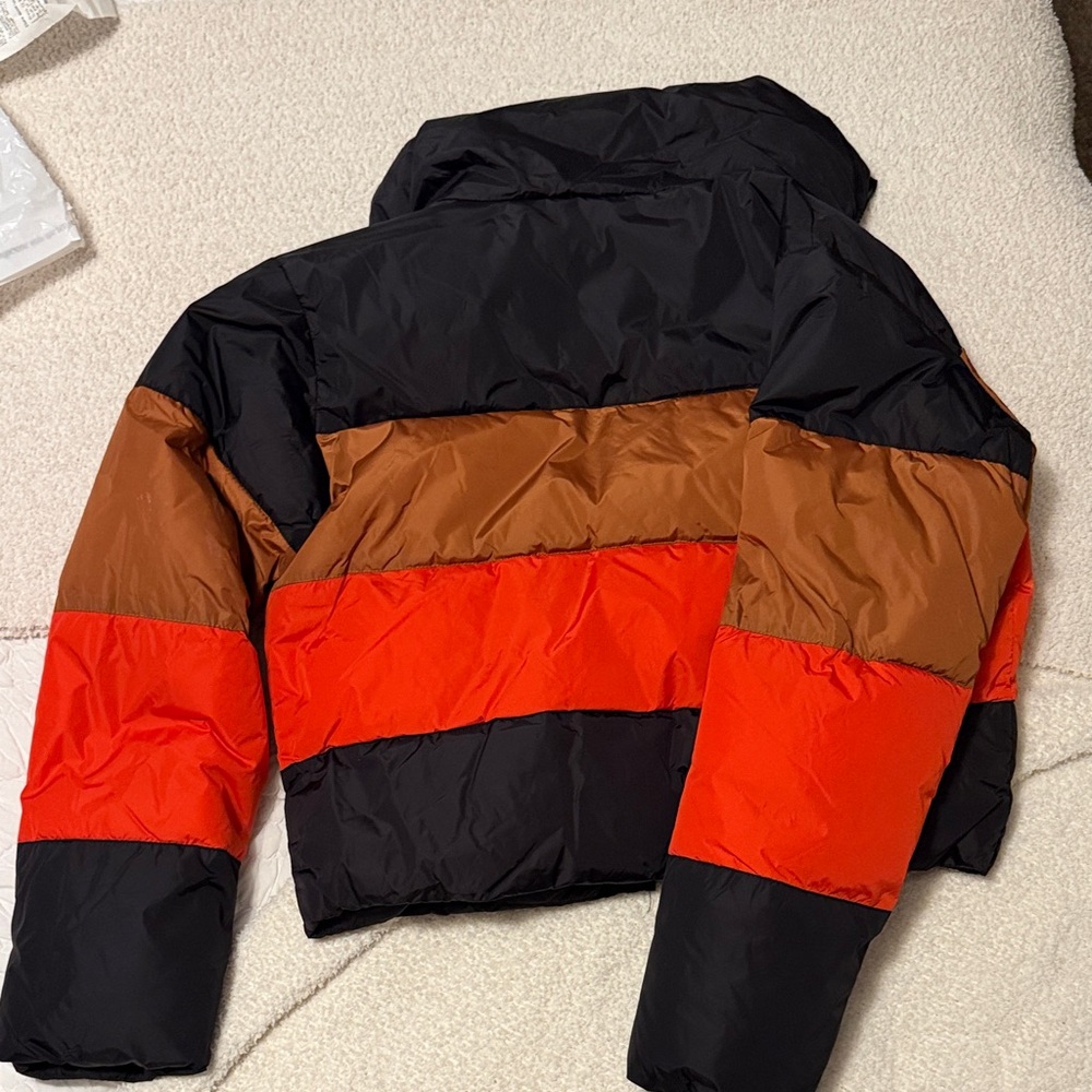 Steve Madden Tri-Tone Puffer Jacket - Black, Brown, Red - Picture 3 of 4